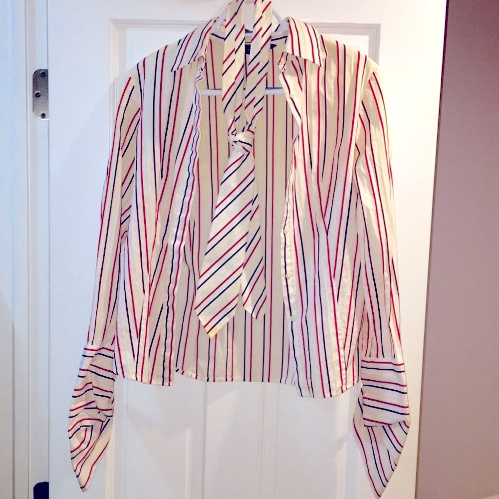 Super Cute Button Down With Matching Tie!! - image 1